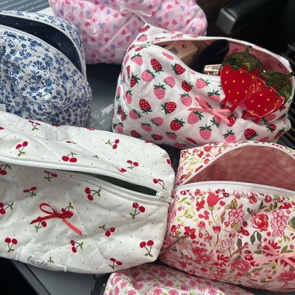 LUELLA makeup bag - Picture 6 of 7